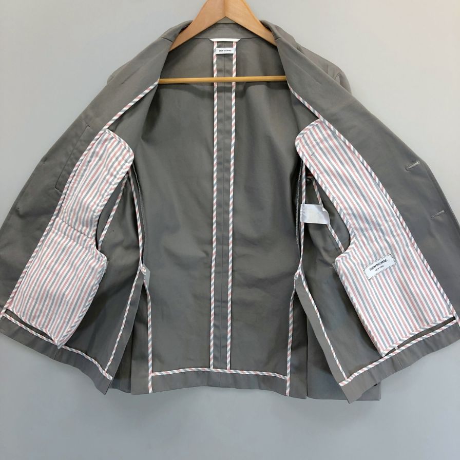 【THOM BROWNE】トム ブラウン ジャケット MJU426A 裏地ストライプ コットン メンズ グレー サイズS相当