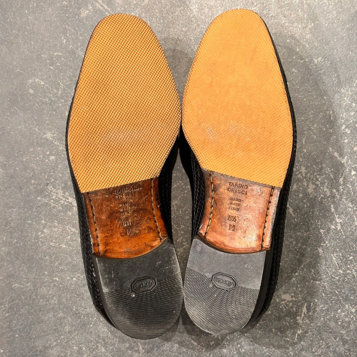 【TANINO CRISCI】タニノクリスチー 131526 パンチドキャップトゥ 編み込みカーフコンビ ブラック サイズUK6.5