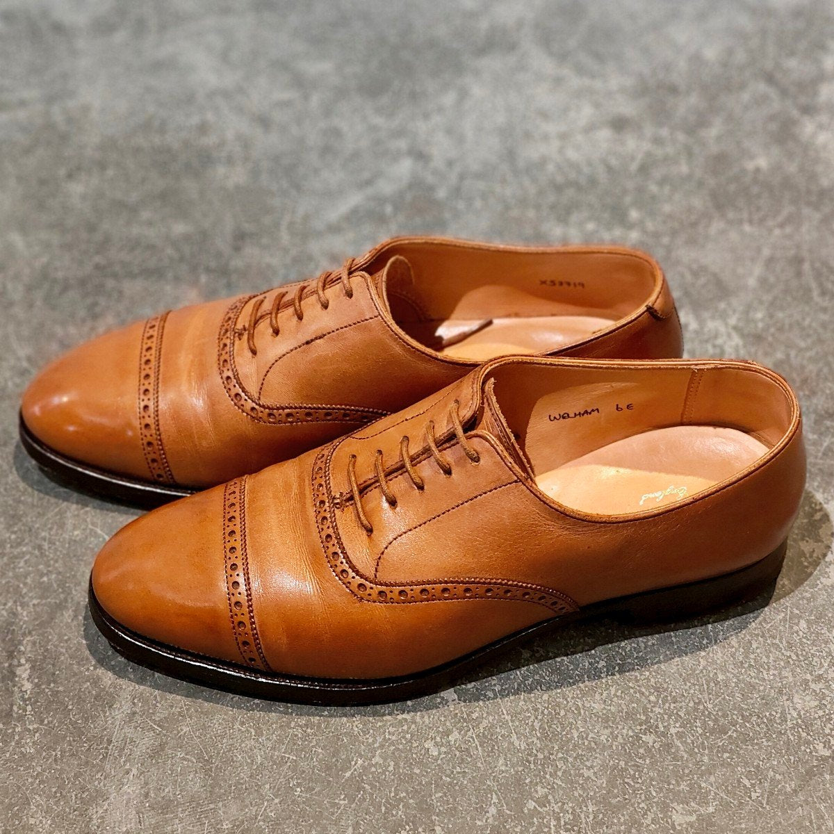 美品【Lloyd Footwear】ロイドフットウェア マスターロイド ウェルハム パンチドキャップトゥ ブラウン サイズUK6E