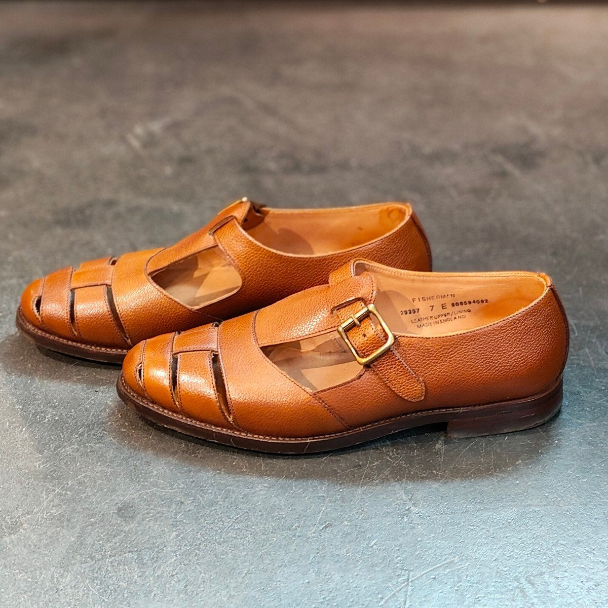 使用数回 【CROCKETT&JONES】クロケット&ジョーンズ フィッシャーマン グルカサンダル グレインレザー ブラウン サイズ UK7E  定価￥112,200-