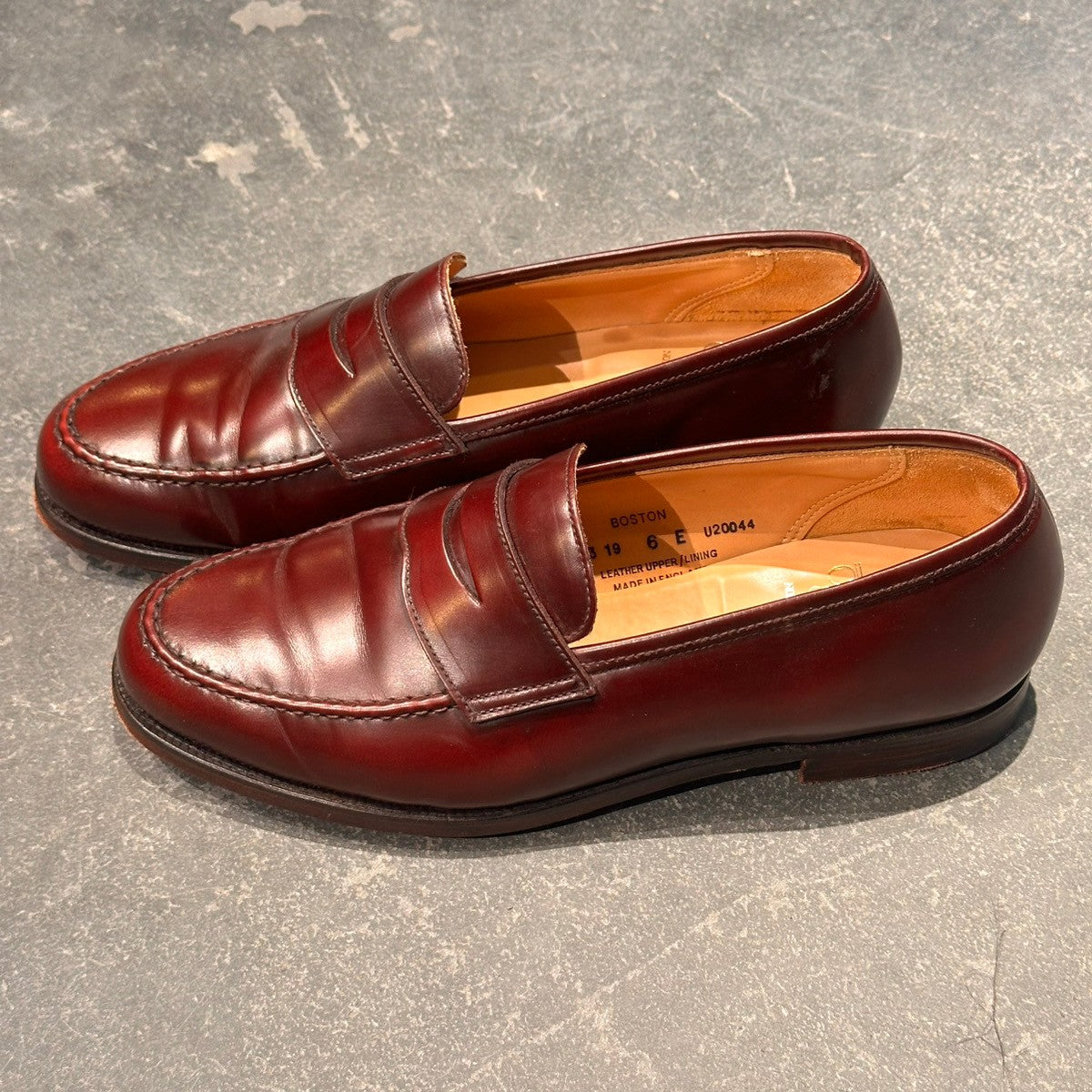 美品【Crockett&Jones】クロケット&ジョーンズ ボストン ローファー ガラスレザー バーガンディ サイズUK6E 314ラスト