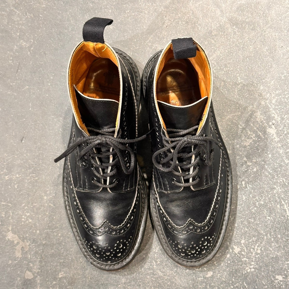 【Tricker`s】トリッカーズ M2508 カントリーブーツ モールトン ウイングチップ カーフ ブラック サイズUK6.5