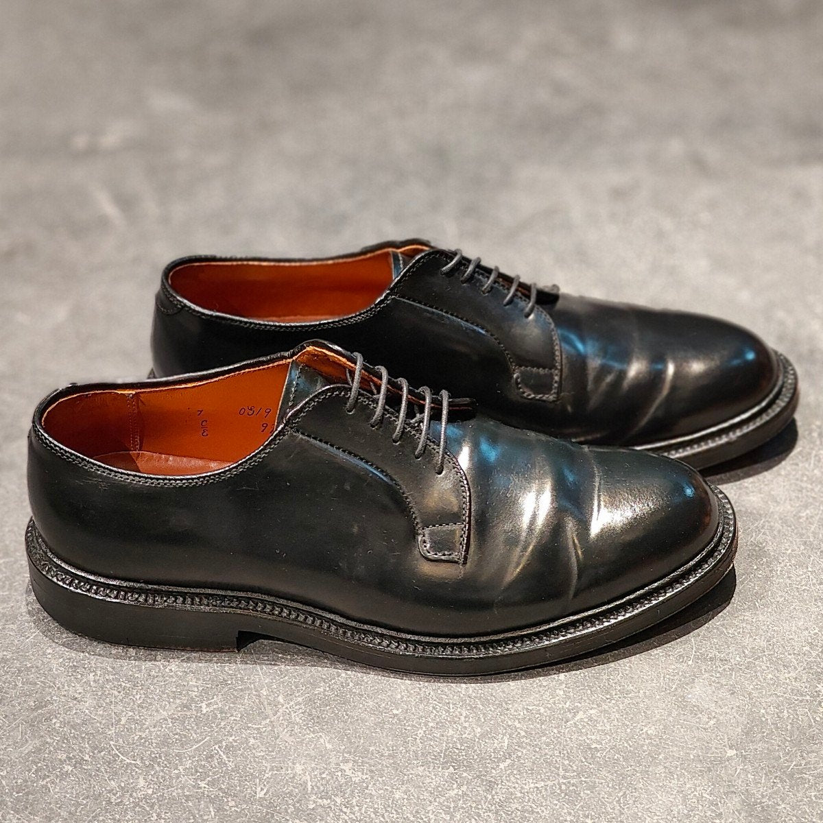 使用数回【ALDEN】オールデン 9901 プレーントゥ コードバン ブラック サイズ US7E バリーラスト 参考定価￥220,000-