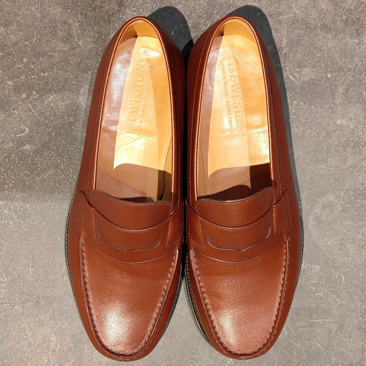 使用数回 【J.M.WESTON】ジェイエムウエストン 180 シグニチャーローファー ボックスカーフ タンブラウン サイズUK7E 41ラスト 参考定価￥165,000-