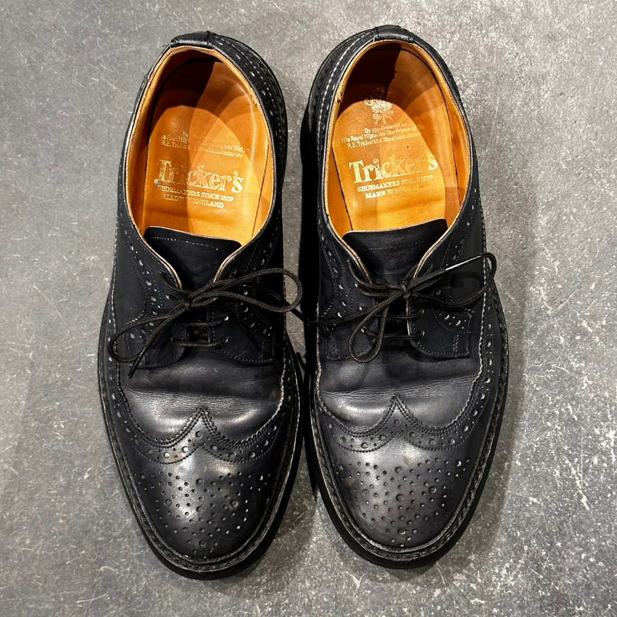 【Tricker’s】トリッカーズ ロングウイングチップ M5164 カーフ ネイビー サイズUK7