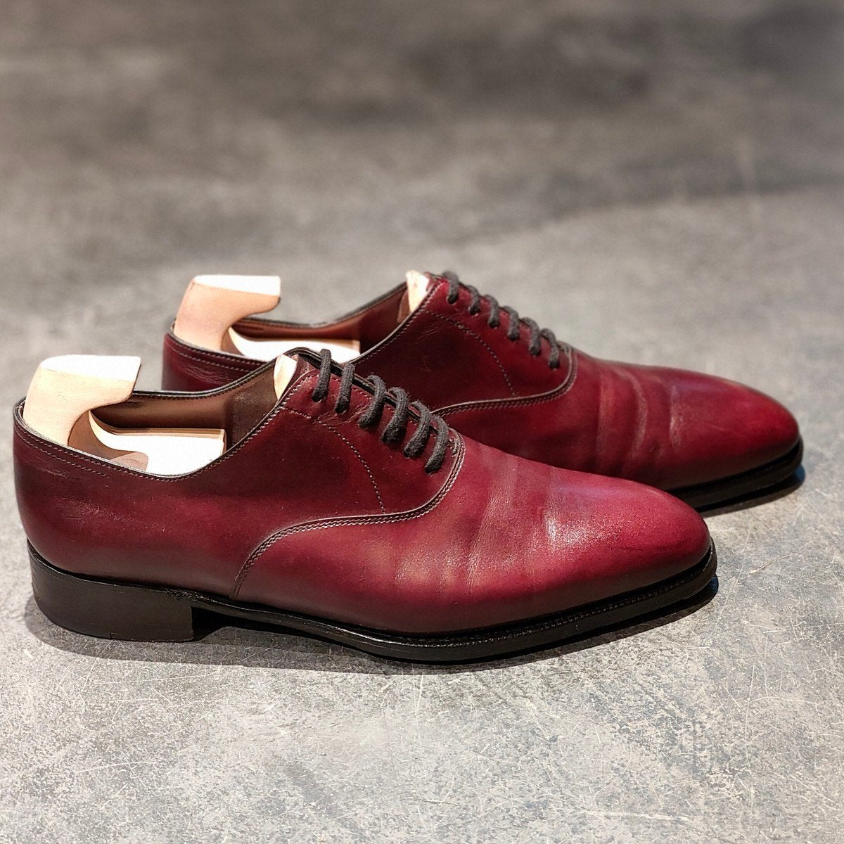 極美品 【JOHN LOBB】ジョンロブ シートン プレーントゥ カーフ バーガンディ サイズUK7E 7000ラスト 参考定価￥355,300-