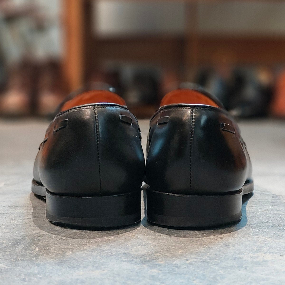 美品【CROCKETT&JONES】クロケット&ジョーンズ キャベンディッシュ2 タッセルローファー カーフ ブラック サイズUK7G 337ラスト