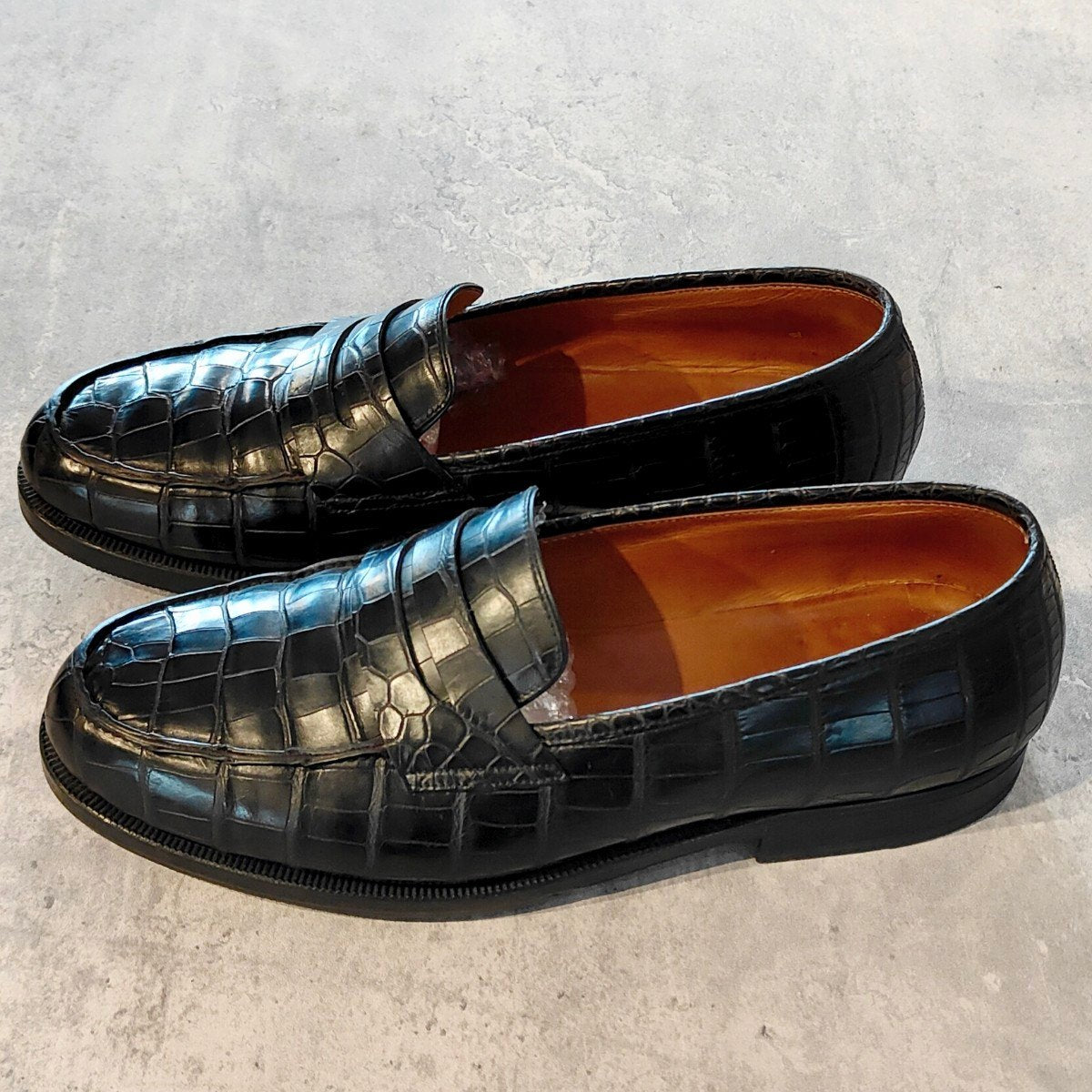 希少 美品 【JOHN LOBB】ジョンロブ キャンパス想定 PARISロゴ ローファー アリゲーター ブラック サイズ UK8E