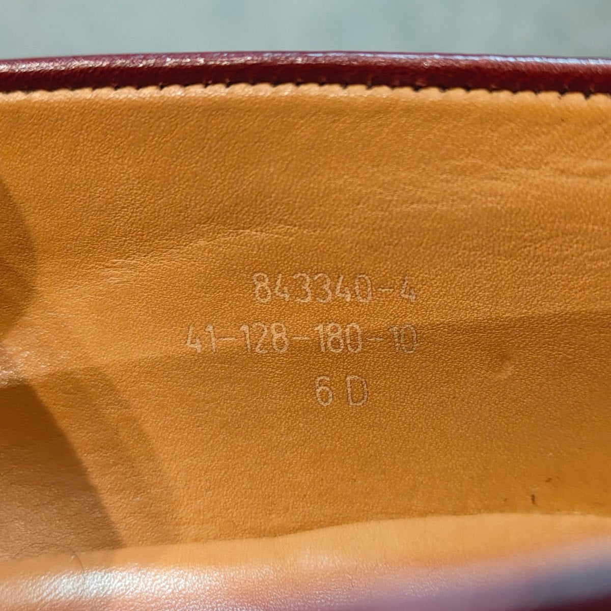 極美品【J.M.WESTON】ジェイエムウエストン 180 シグニチャーローファー ボックスカーフ トゥカンバーガンディ サイズ UK6Ｄ 41ラスト 参考定価￥156,200-