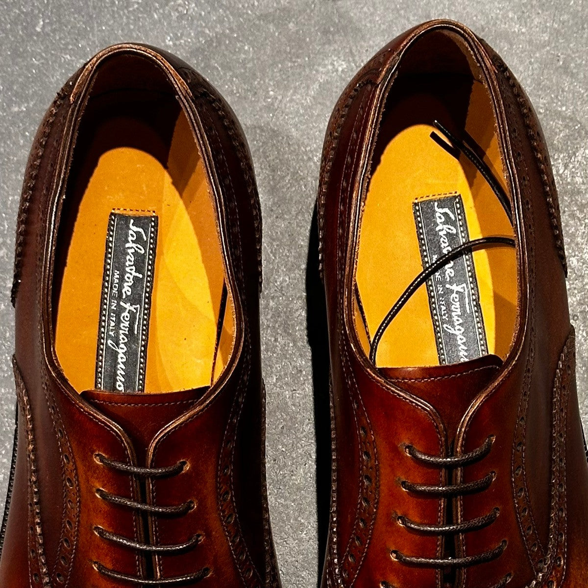 未使用品【Salvatore Ferragamo】サルヴァトーレ フェラガモ 3190 セミブローグ カーフ ブラウン サイズUK8.5D