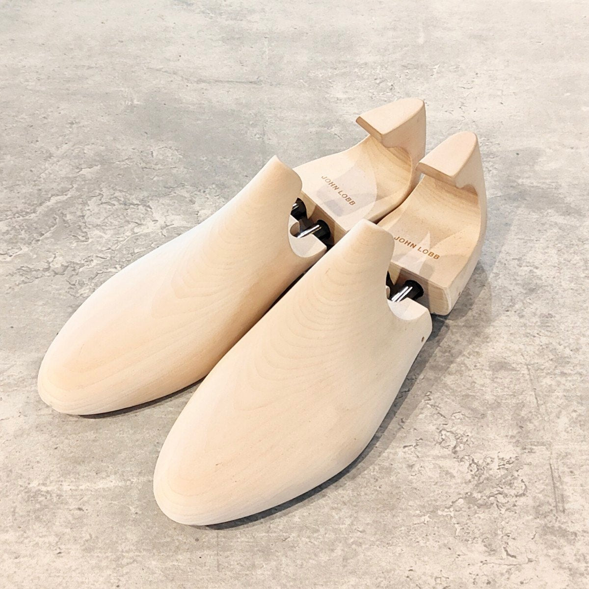 未使用【JOHN LOBB】ジョンロブ フィリップ2 パンチドキャップトゥ カーフ ブラック サイズUK7.5E 7000ラスト 参考定価￥349,800-