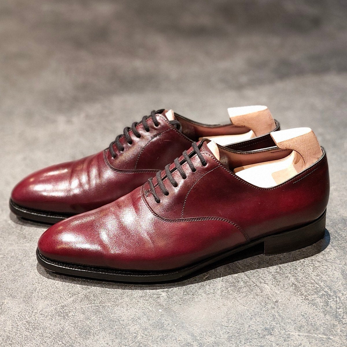 極美品 【JOHN LOBB】ジョンロブ シートン プレーントゥ カーフ バーガンディ サイズUK7E 7000ラスト 参考定価￥355,300-