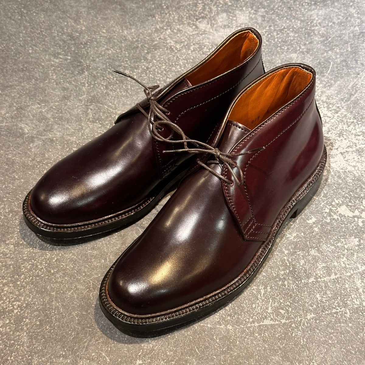 試着程度極美品【ALDEN】オールデン 1339 SHIPS別注 チャッカブーツ コードバン ダークバーガンディ サイズUS6.5D バリーラスト