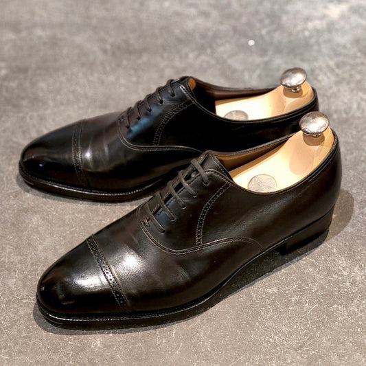 使用数回【JOHN LOBB】ジョンロブ フィリップ2 クォーターブローグ カーフ ブラック サイズUK6.5EE 7000ラスト 参考定価￥349,800-
