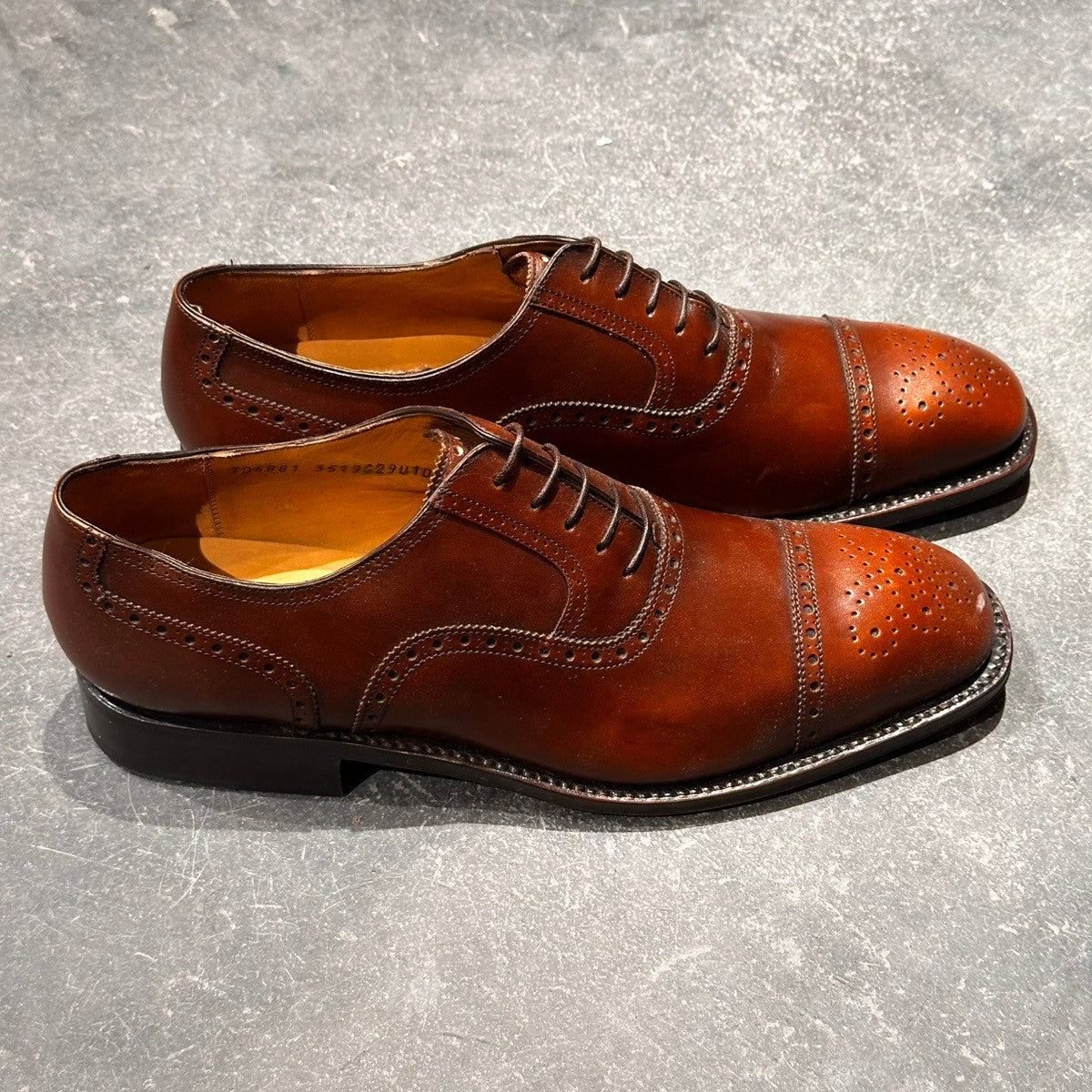 未使用品【Salvatore Ferragamo】サルヴァトーレ フェラガモ セミブローグ TD6881 カーフ ブラウン サイズUK10D