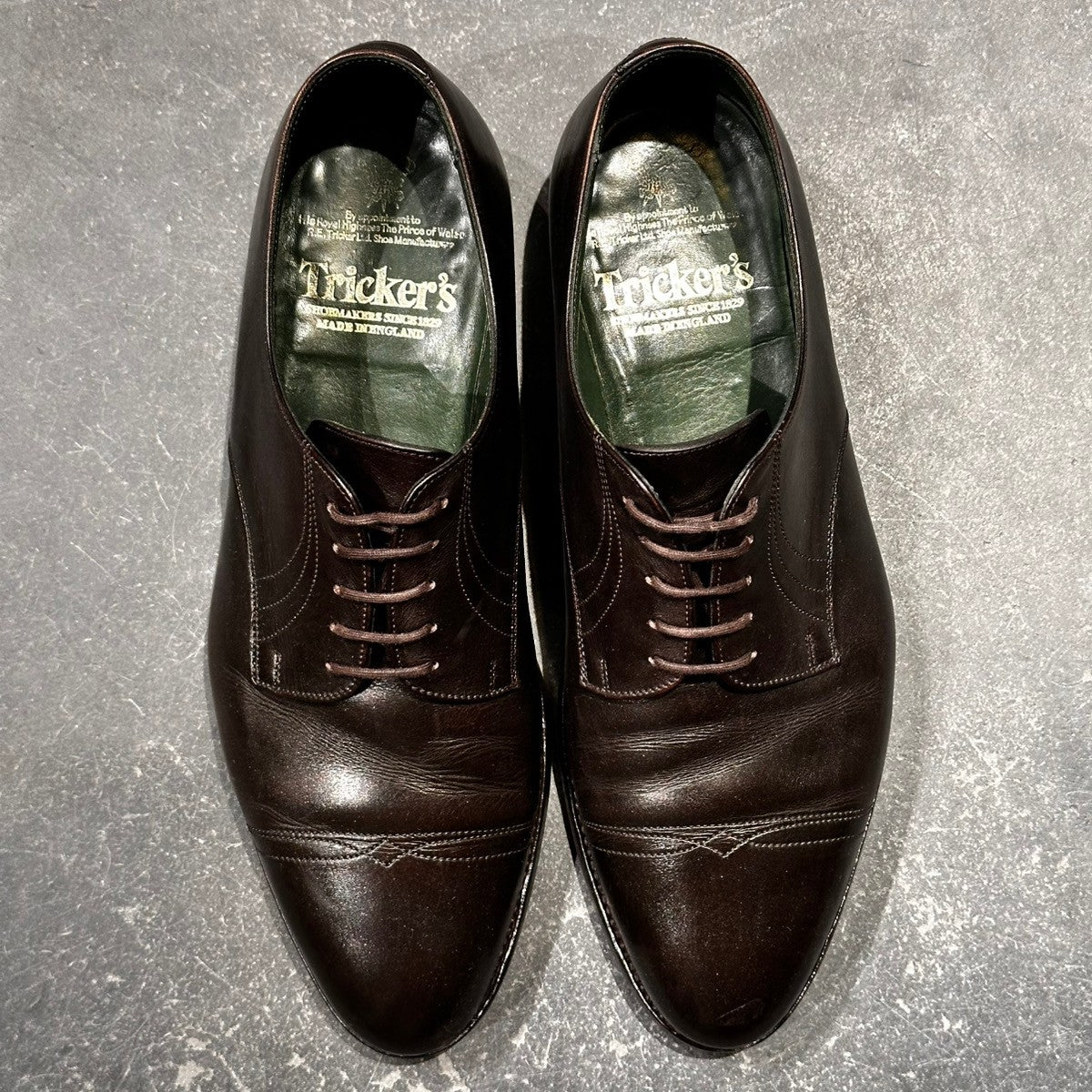 【Tricker’s】トリッカーズ M7640 ストレートチップ 外羽根 カーフ ブラウン サイズUK9.5
