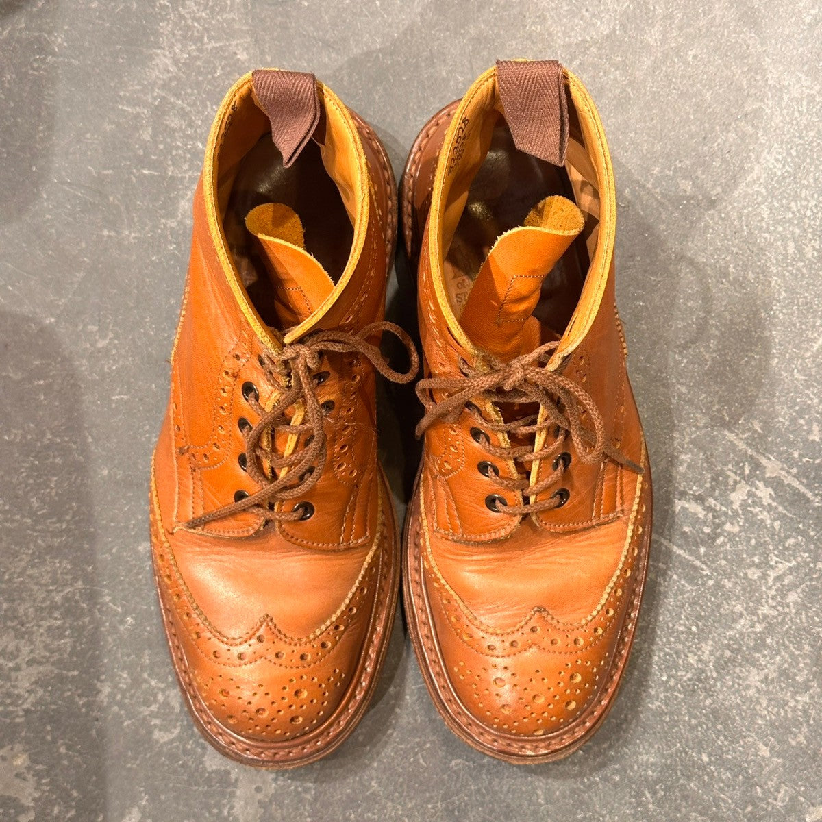 【Tricker`s】トリッカーズ 2508 カントリーブーツ ウイングチップ カーフ ブラウン サイズUK7.5