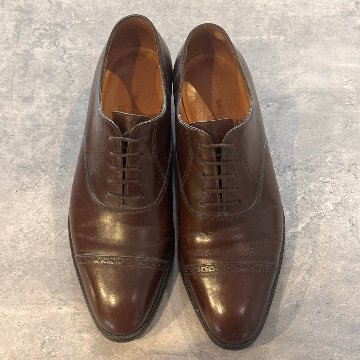 美品【JOHN LOBB】ジョンロブ フィリップ2 Philip II パンチドキャップトゥ カーフ ブラウン サイズUK6E 7000ラスト