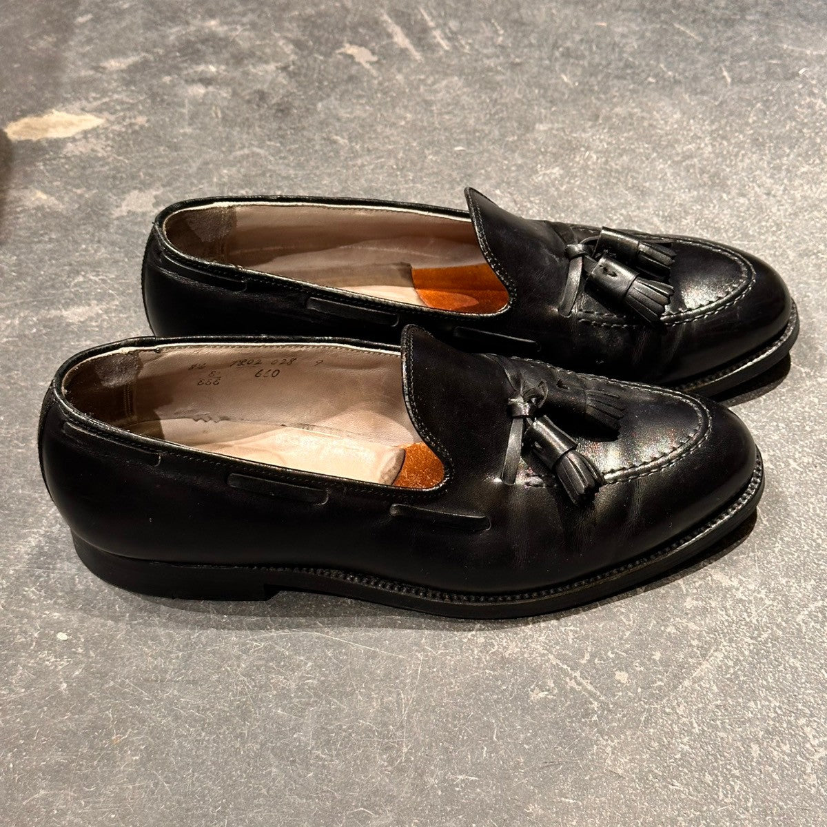 Alden 660 タッセルローファー カーフレザー ブラック Vibram Alden】オールデン 660 タッセルローファー カーフ ブラック サイズUS8