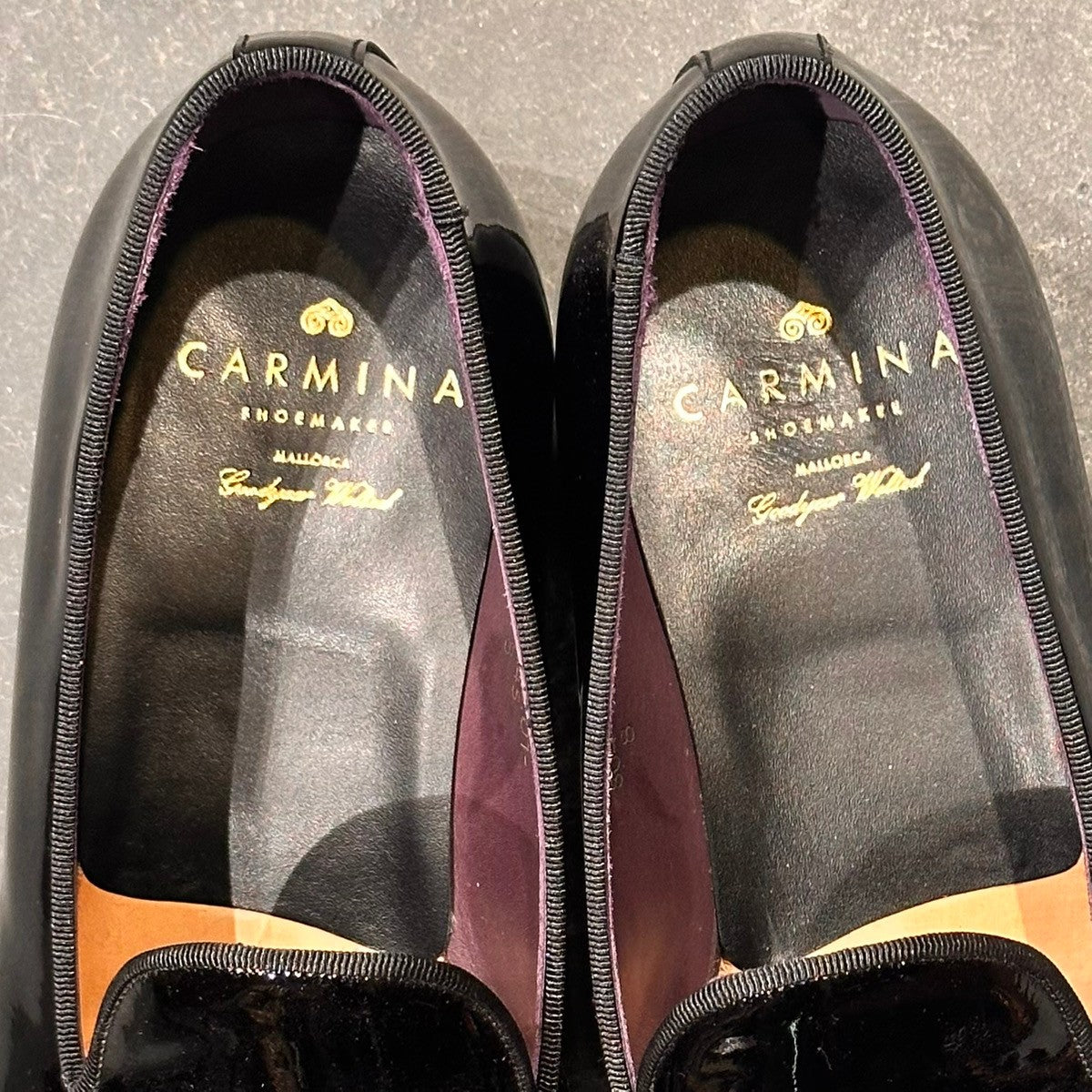 使用数回【CARMINA】カルミナ 80445 オペラパンプス パテントパテントレザー ブラック サイズUK8