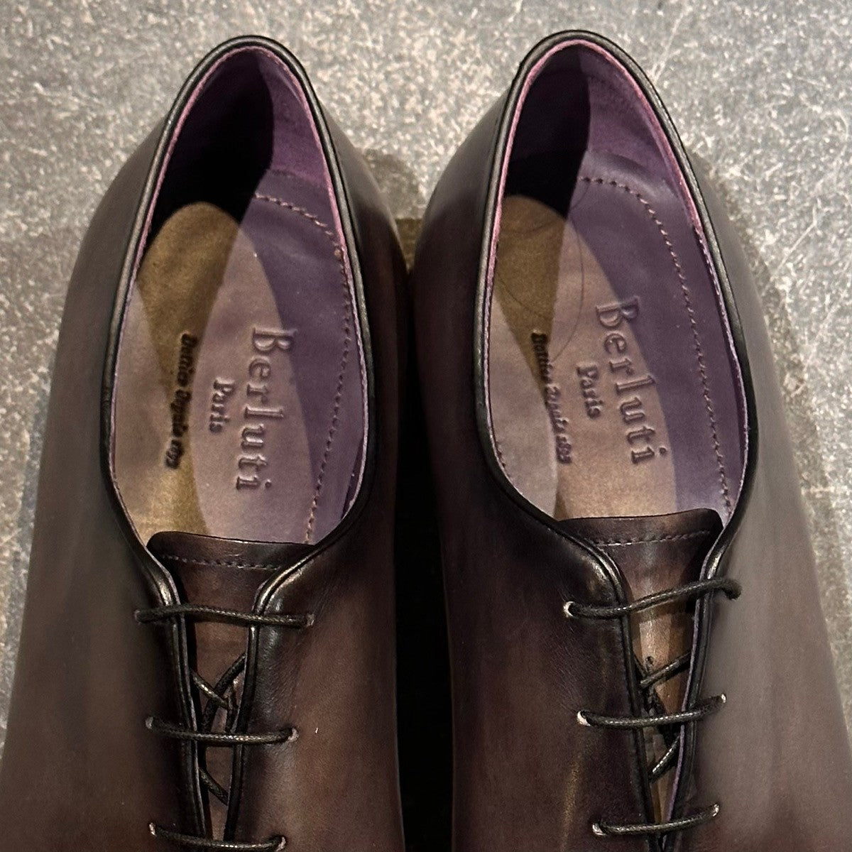 試着程度極美品【BERLUTI】ベルルッティ ホールカット アレッサンドロ グレーパティーヌ カーフ グレー サイズUK9.5
