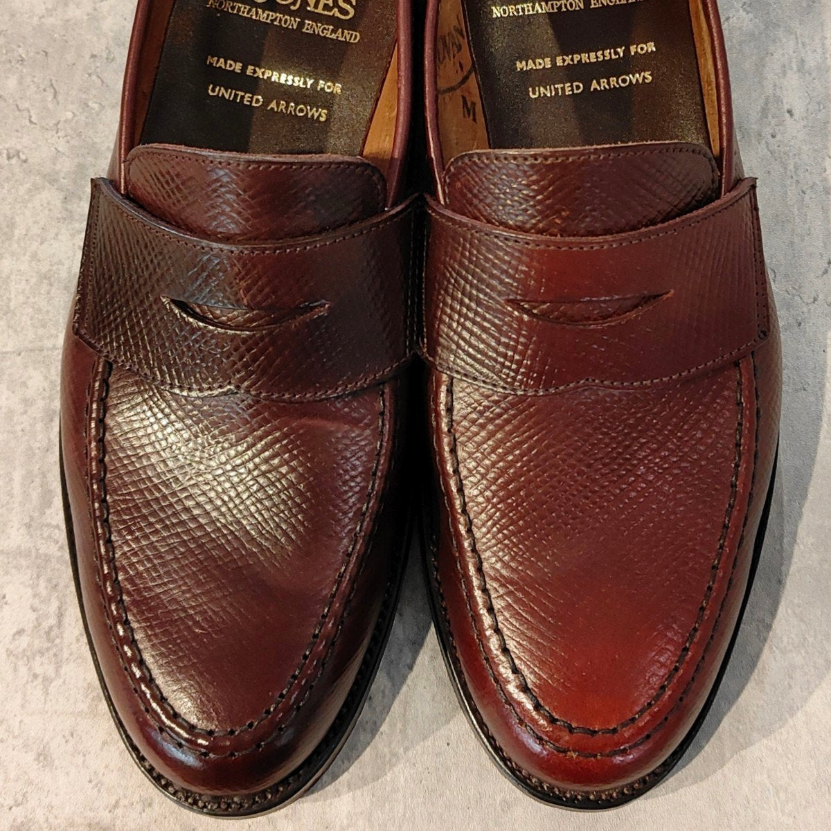 希少 試着程度【Crockett&Jones】クロケット&ジョーンズ  ハーバード2 コインローファー ハッチグレインコードバン バーガンディ サイズUK6E 376ラスト