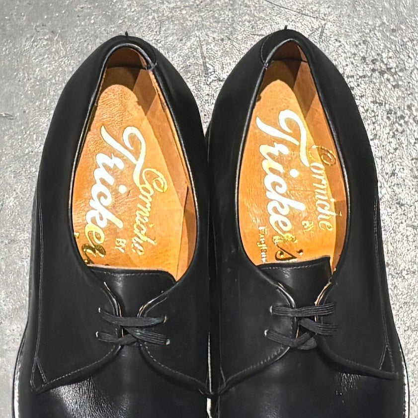 美品【Tricker's】トリッカーズ 筆記体ロゴ プレーントゥ V