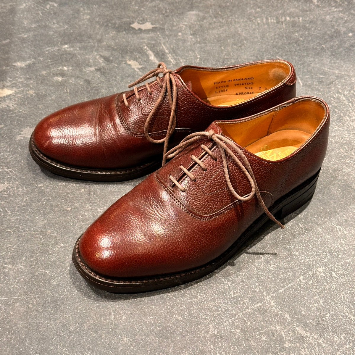 【SANDERS】サンダース 9696TDG プレーントゥ 内羽根 グレインレザー バーガンディ サイズUK7.5