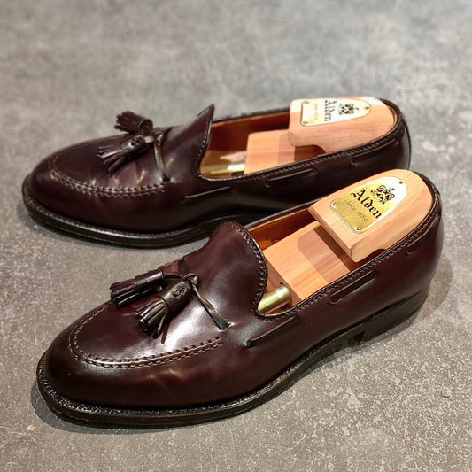 使用数回 【ALDEN】オールデン 563 タッセルローファー コードバン ダークバーガンディ サイズUS8D アバディーンラスト 参考定価￥234,300-