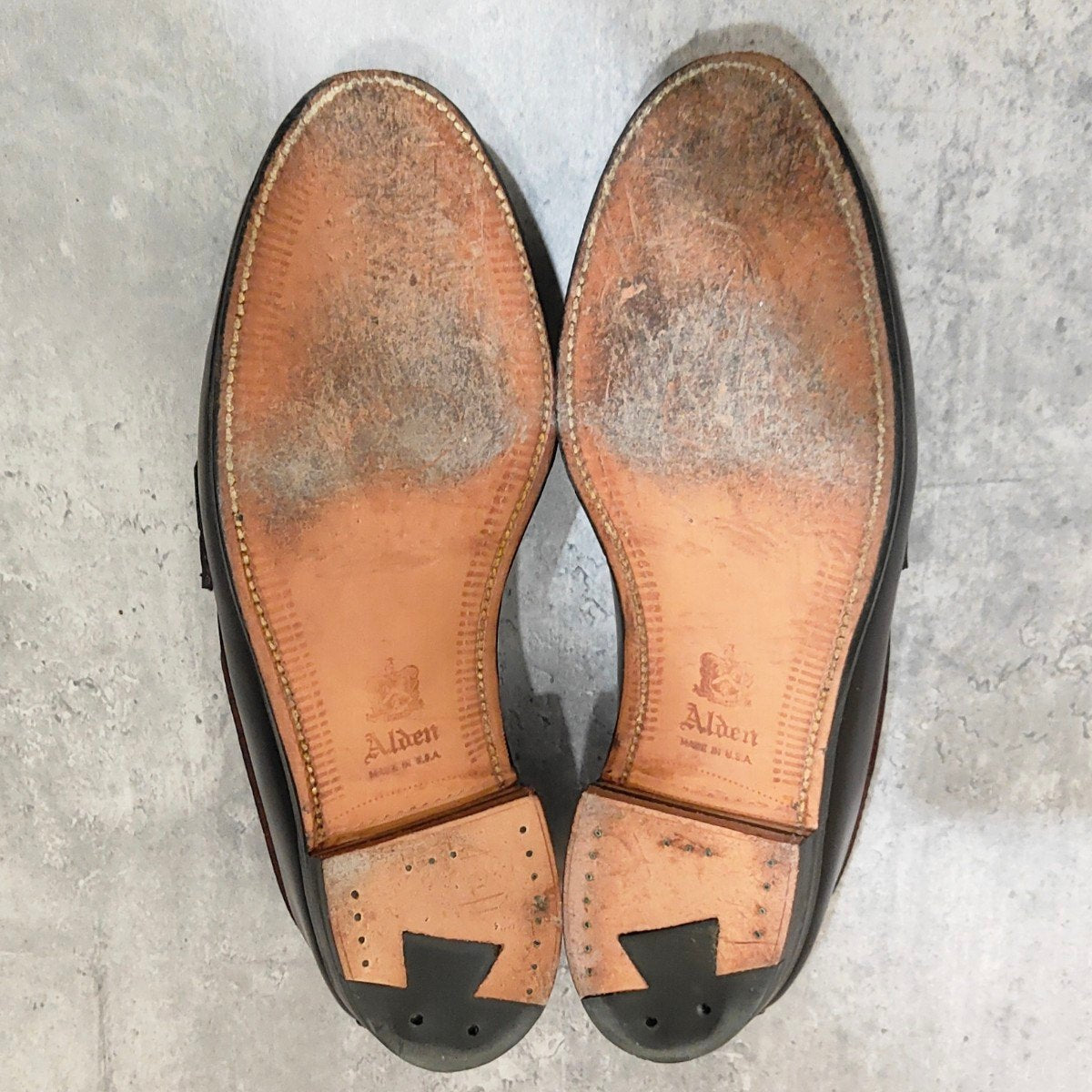 極美品【ALDEN】オールデン 14528 ペニーローファー コードバン ダークバーガンディ レディース サイズUS6.5 バンラスト想定