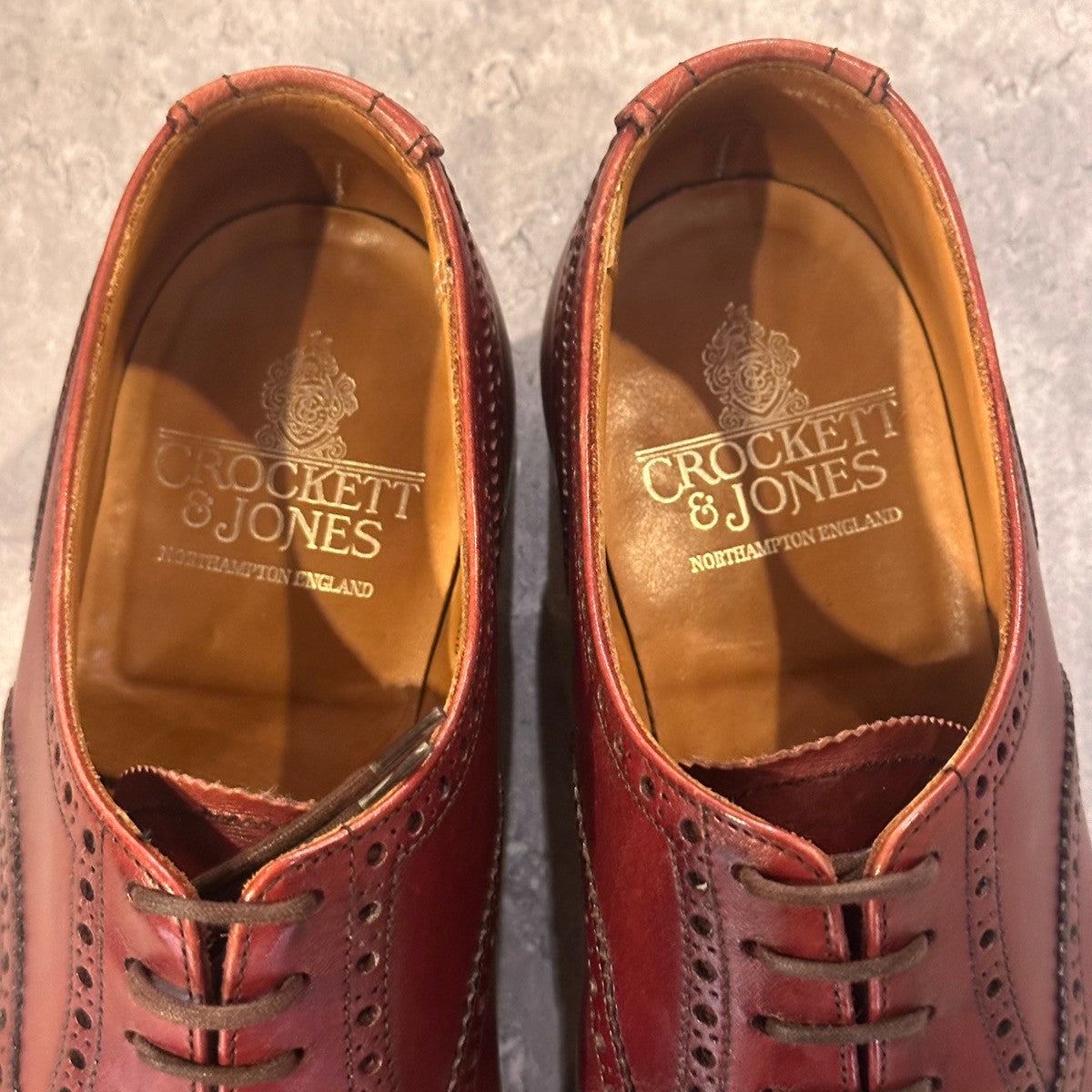 【CROCKETT&JONES】クロケット＆ジョーンズ チェアマン セミブローグ カーフ バーガンディ サイズUK5.5E 236ラスト