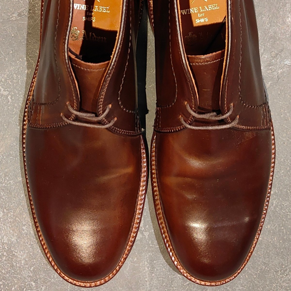 希少 試着程度【ALDEN】オールデン WINE LABEL for SHIPS別注 13132 チャッカブーツ コードバン シガー サイズ US7D バリーラスト