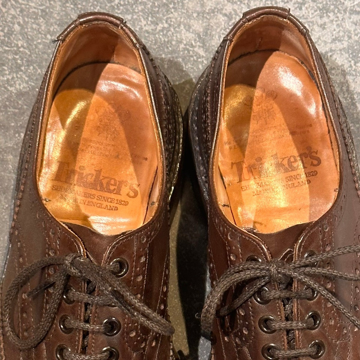 Tricker's】トリッカーズ バートン ウィングチップ カーフ
