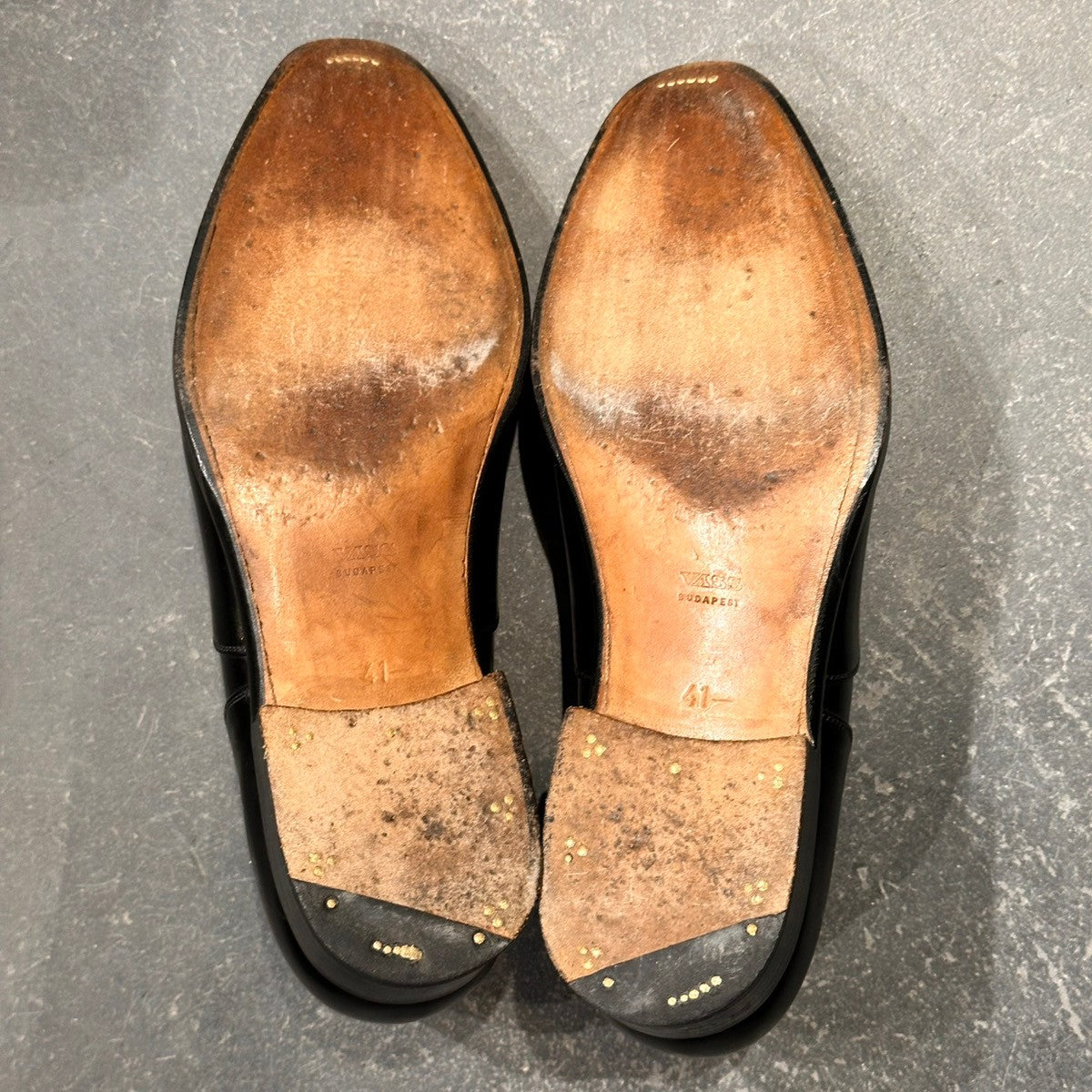 【VASS】ヴァーシュ ATTILA ストレートチップ カーフ ブラック サイズ41.5 Fラスト