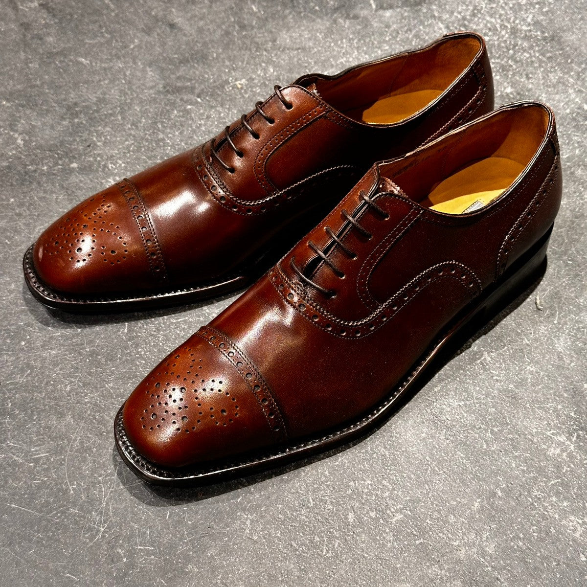 未使用品【Salvatore Ferragamo】サルヴァトーレ フェラガモ セミブローグ TD6881 カーフ ブラウン サイズUK10D