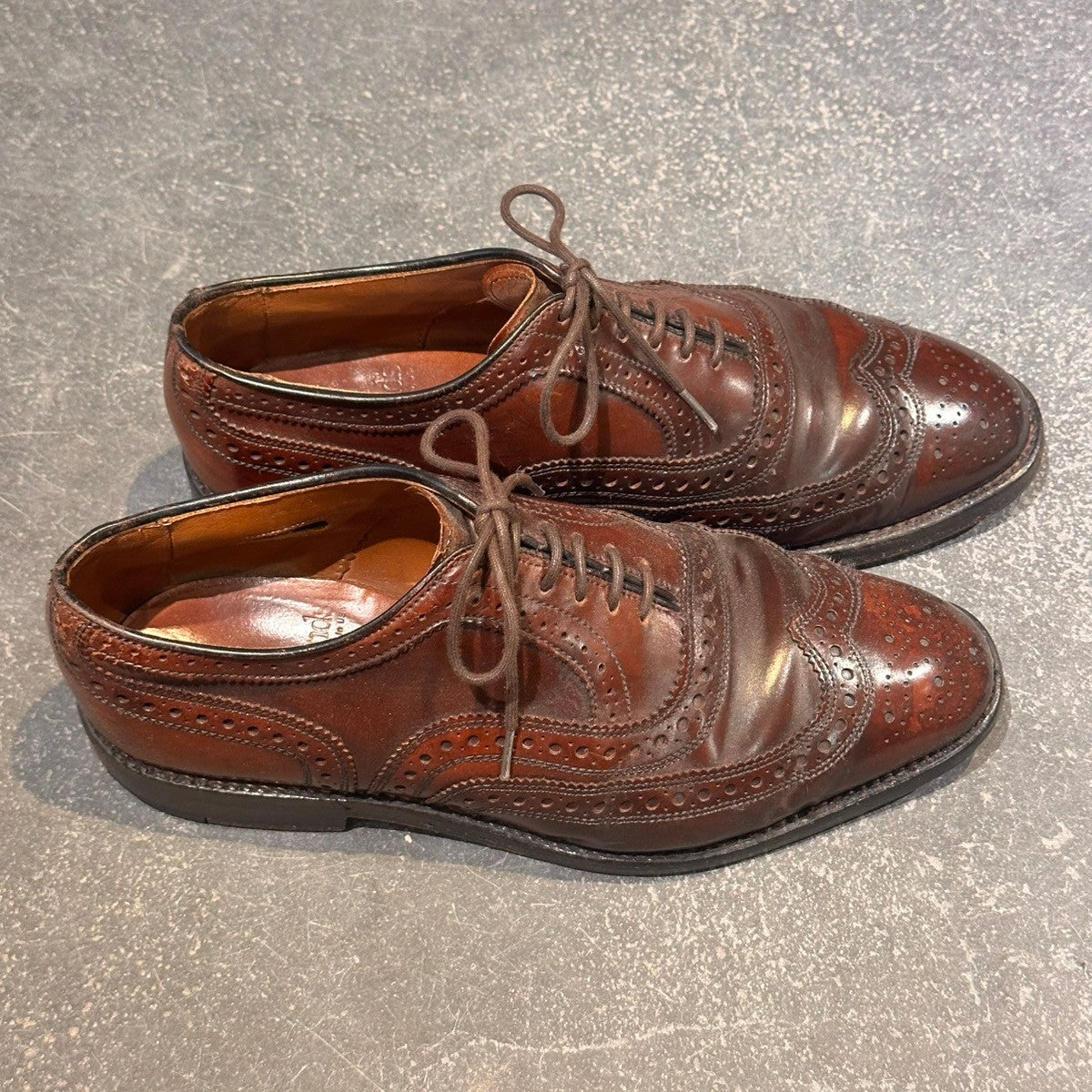【Allen Edmonds】アレンエドモンズ 40196 ウイングチップ コードバン ダークバーガンディ サイズUS6E