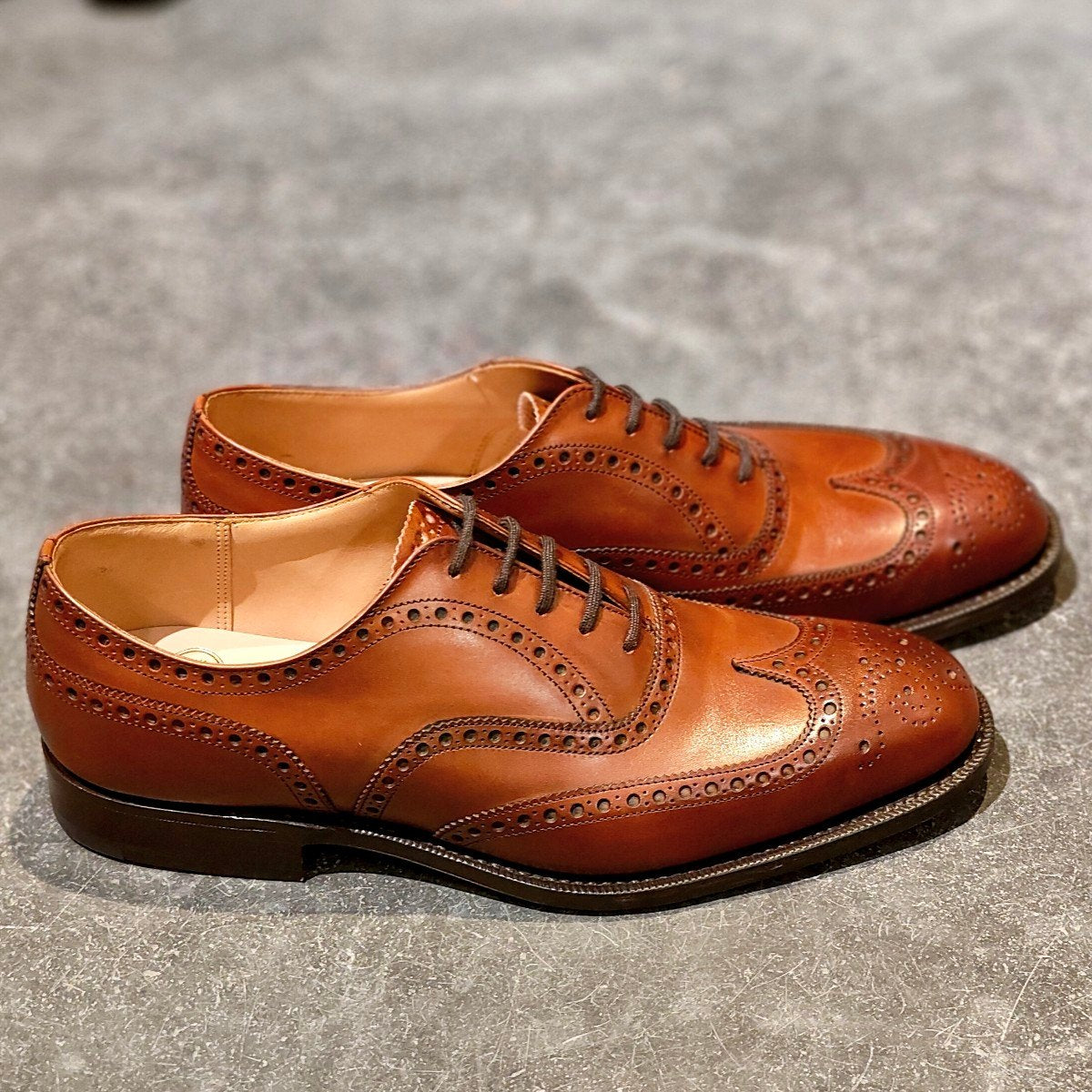 新品未使用【Church's】チャーチ チェットウインド 5都市 ウイングチップ ネバダカーフ ウォルナット サイズ UK75F 173ラスト 参考定価定価￥181,500-