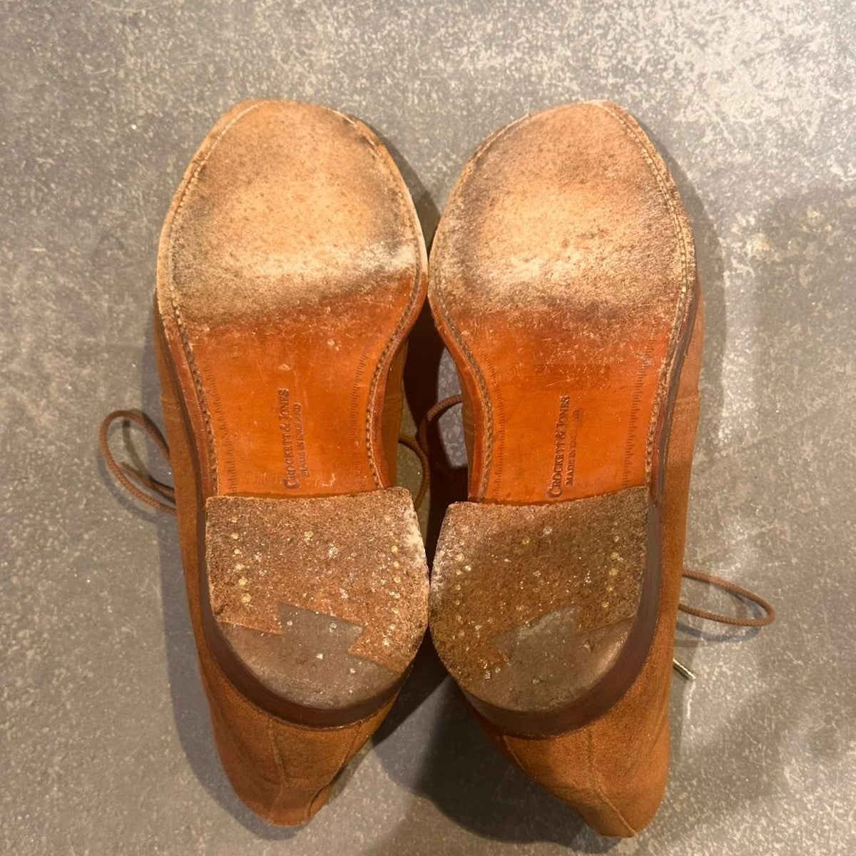 美品【CROCKETT&JONES】クロケット&ジョーンズ チャートシー チャッカブーツ スエード ブラウン サイズUK5.5E 224ラスト