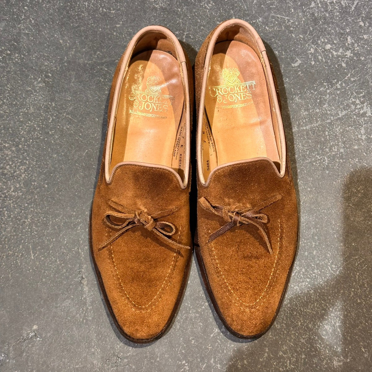 【CROCKETT&JONES】クロケット&ジョーンズ ウェンドーバー タッセルローファー スエード ブラウン サイズUK7E 375ラスト