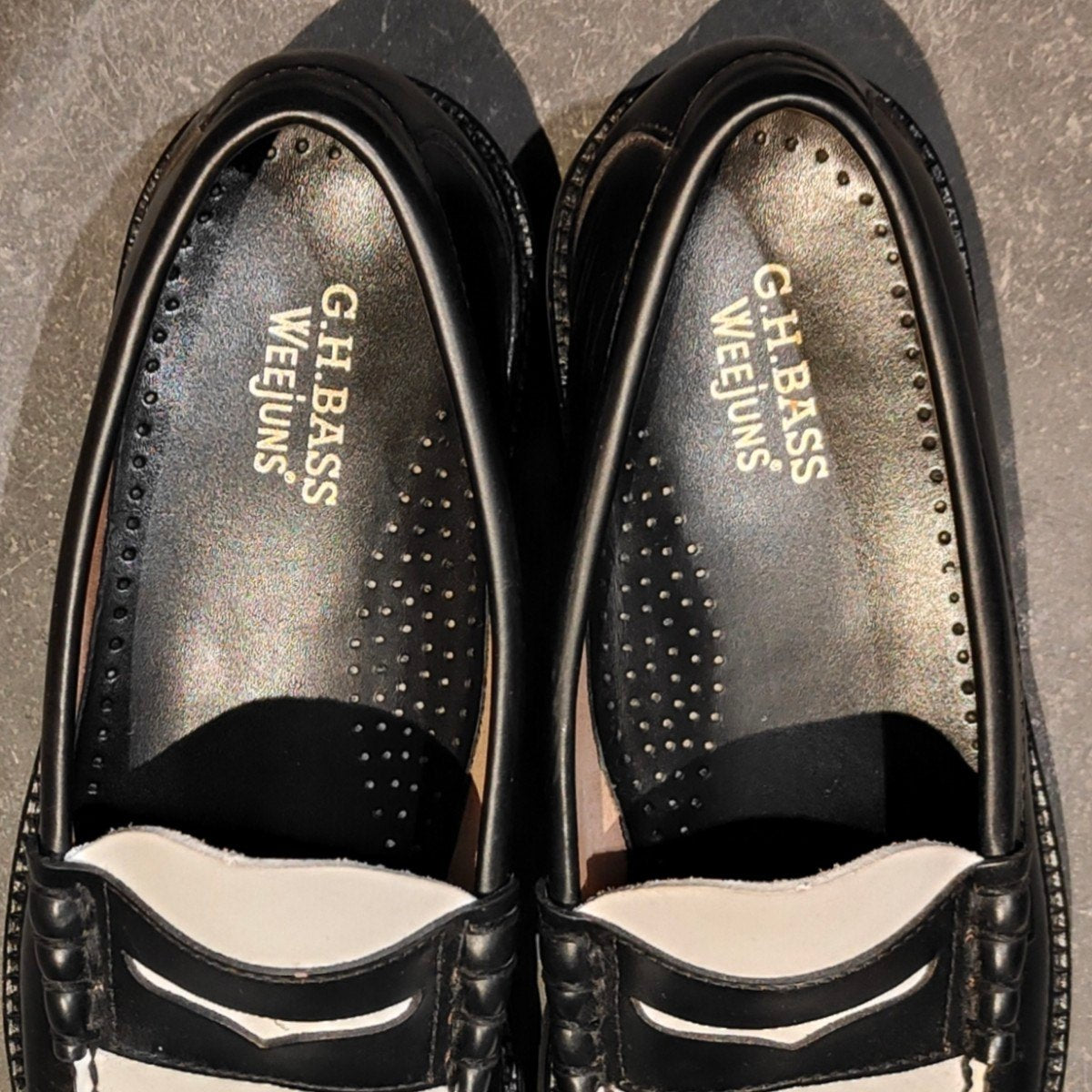 極美品【G.H.Bass&Co.】ジーエイチバス ラーソン BA11510 ローファー ブラックホワイト サイズUS7