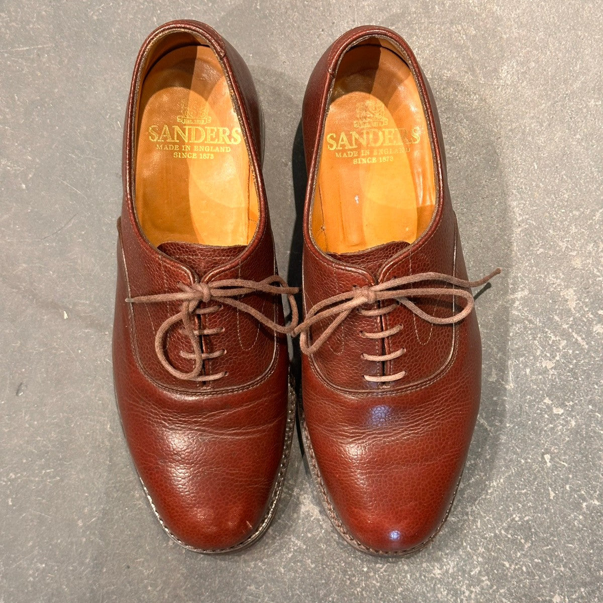 【SANDERS】サンダース 9696TDG プレーントゥ 内羽根 グレインレザー バーガンディ サイズUK7.5