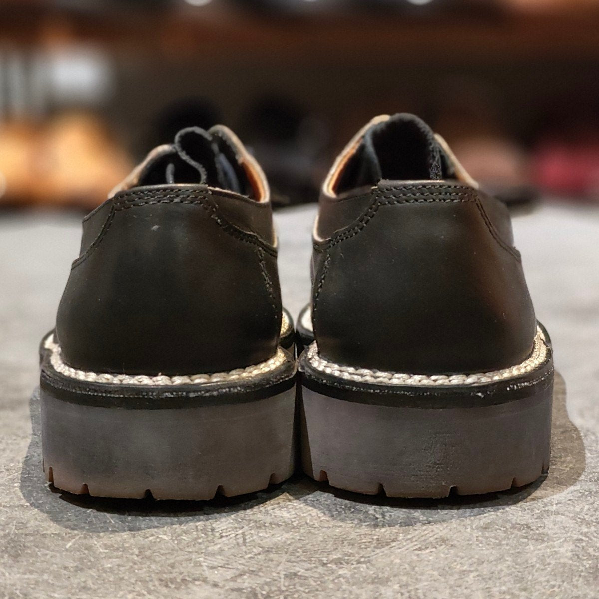 使用数回【BONTEMPS】ボンタン プレーントゥ オイルドカーフレザーブラック サイズ42 参考定価定価￥64,900-