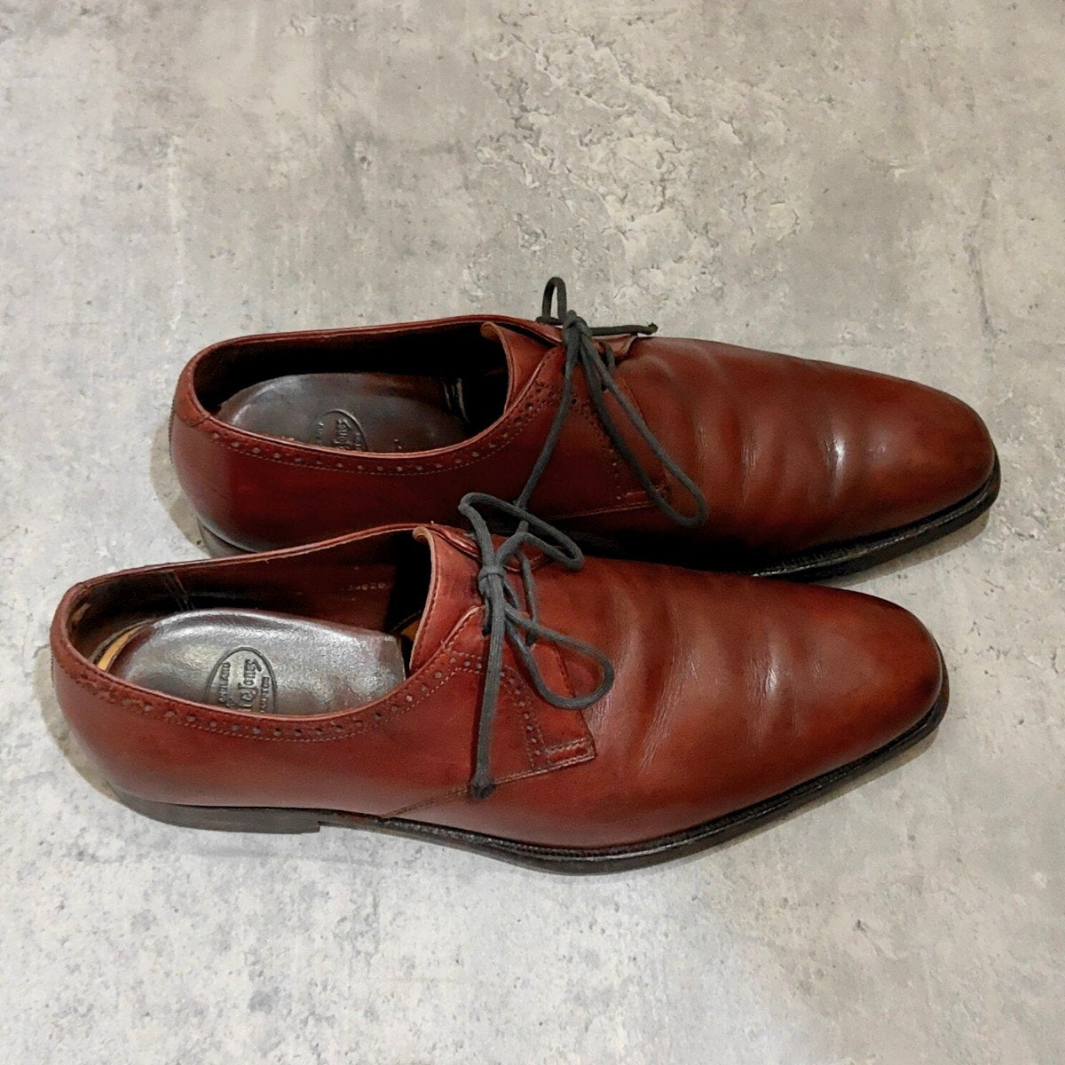 【CROCKETT&JONES】クロケット＆ジョーンズ シャドウェル プレーントゥ Ｖフロント カーフ バーガンディ サイズUK7.5D