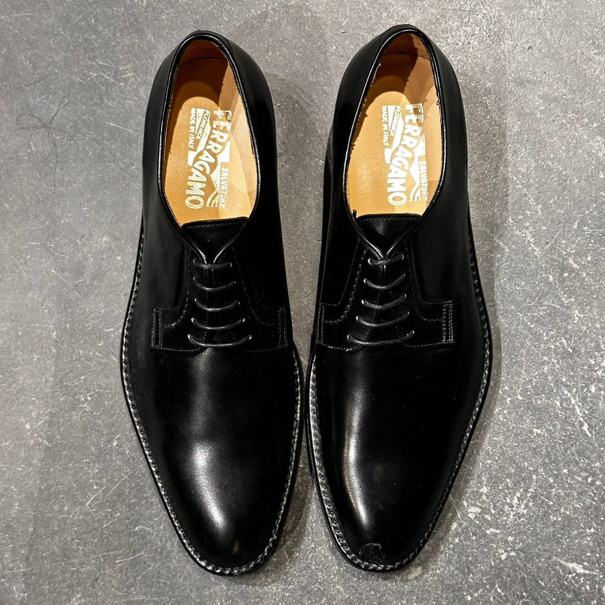 未使用品【Salvatore Ferragamo】サルヴァトーレ フェラガモ  プレーントゥ カーフ ブラック サイズUK9D