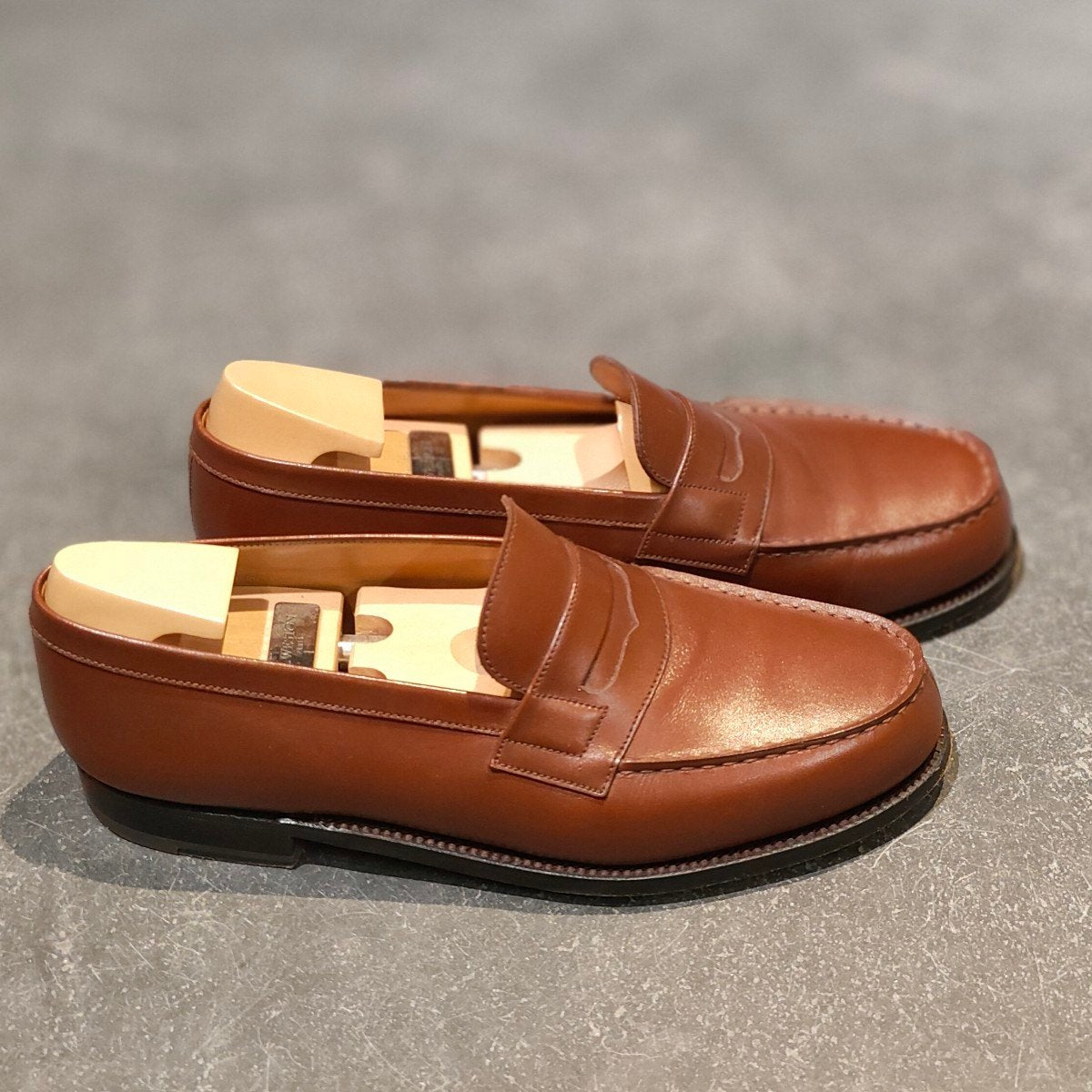 極美品 【J.M.WESTON】ジェイエムウエストン 180 シグニチャーローファー ボックスカーフ タンブラウン サイズUK6.5D 41ラスト 参考定価￥165,000-