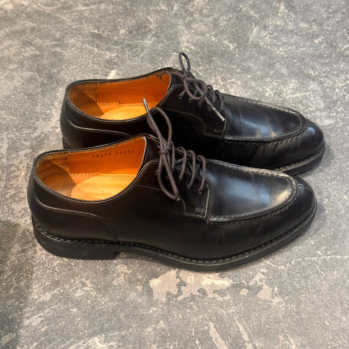 美品【JALAN SRIWIJAYA】ジャランスリワヤ 98490 Uチップ カーフ ブラック サイズUK6