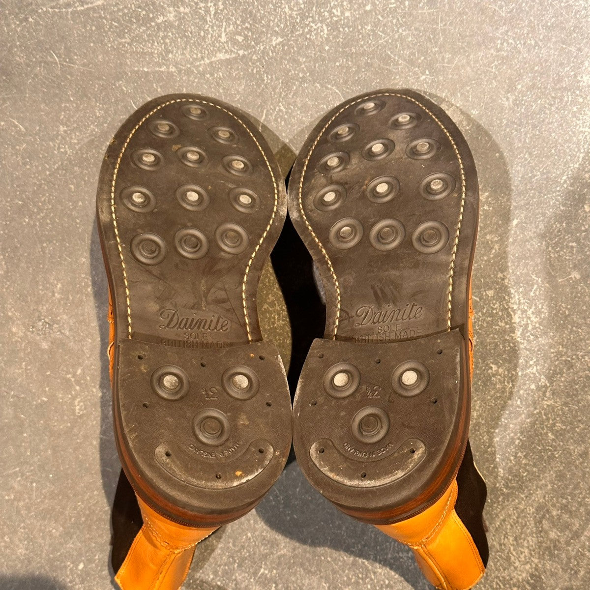 【Tricker's】トリッカーズ ヘンリー サイドゴアブーツ ウイングチップ カーフ エイコンアンティーク サイズUK8.5