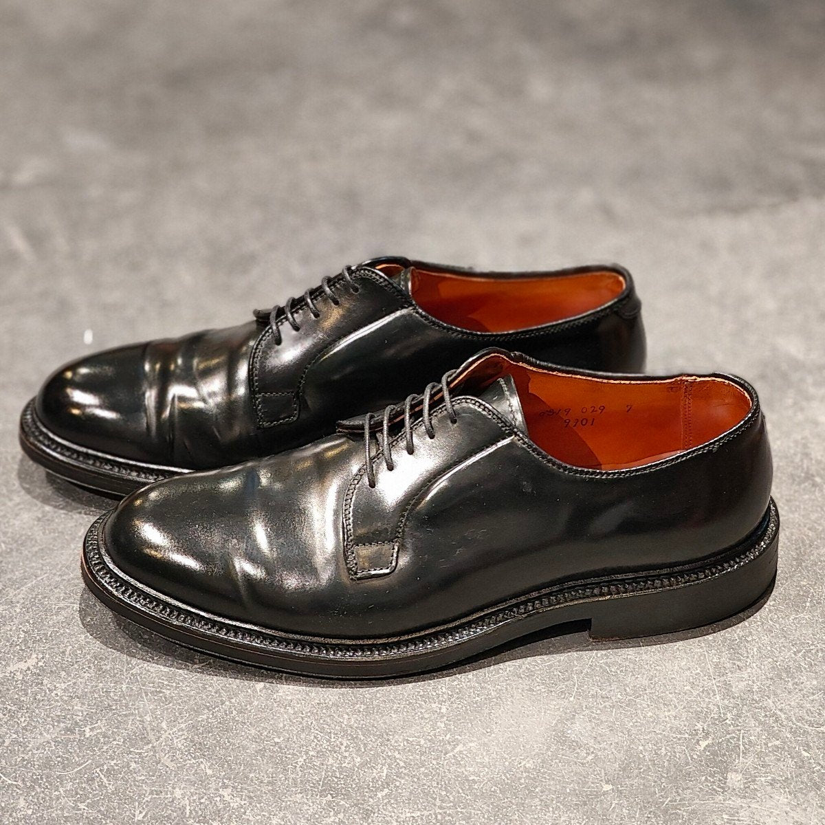 使用数回【ALDEN】オールデン 9901 プレーントゥ コードバン ブラック サイズ US7E バリーラスト 参考定価￥220,000-
