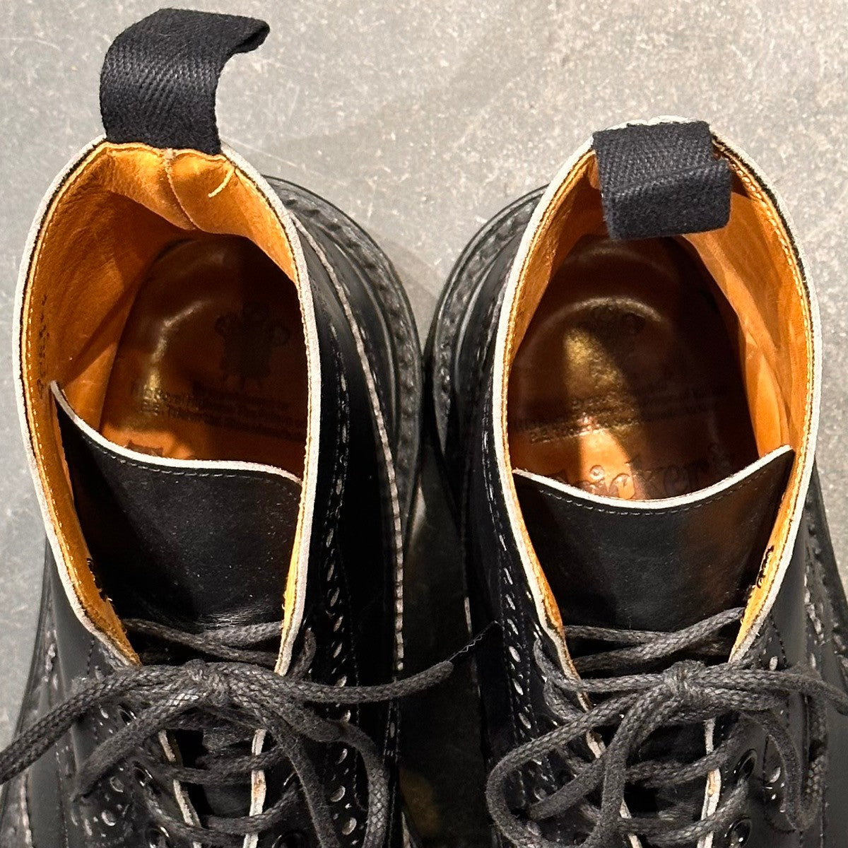 【Tricker`s】トリッカーズ M2508 カントリーブーツ モールトン ウイングチップ カーフ ブラック サイズUK6.5