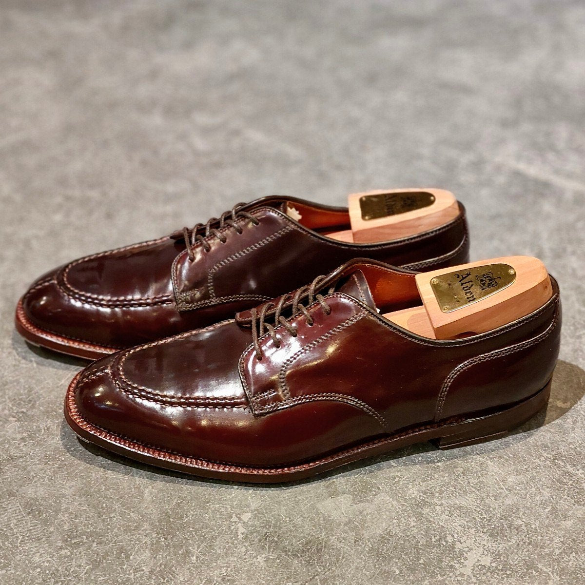 極美品【ALDEN】レザーシューズ D8601 NST Uチップ コードバン ダークバーガンディ サイズUS10D プラザラスト